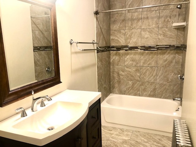 Full bath - 5 Henshaw St