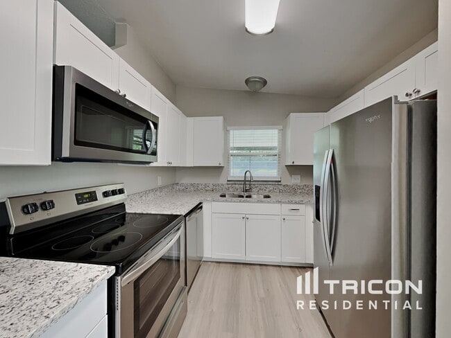 Building Photo - 2823 Mac Murray Ct