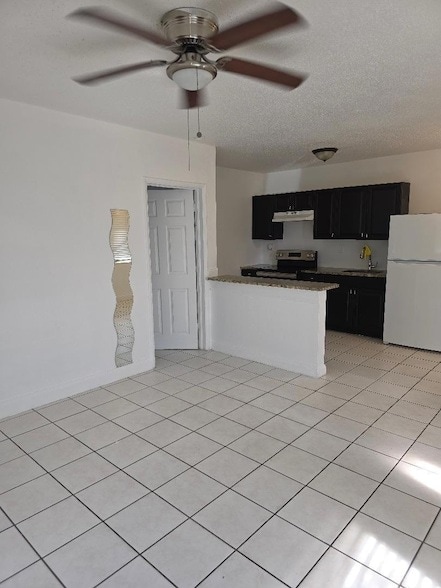 Building Photo - 1034 NW 1st Ave