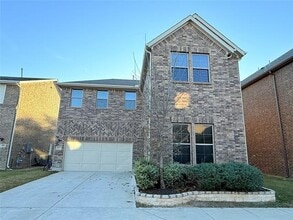 Building Photo - 9815 Romo St