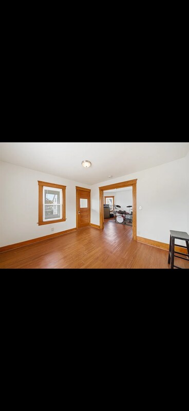 Building Photo - 31 Whitcomb St