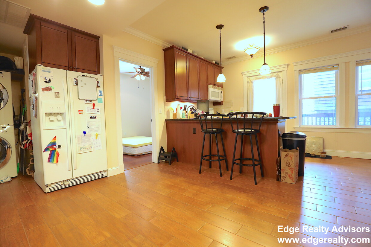 Foto principal - 6 Delaware Pl
