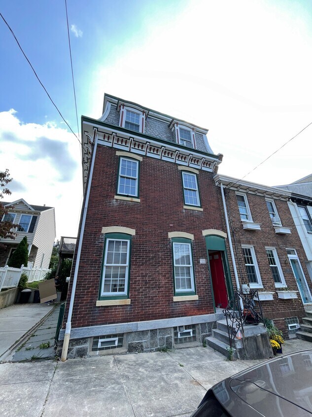 Foto principal - 122 Dawson St