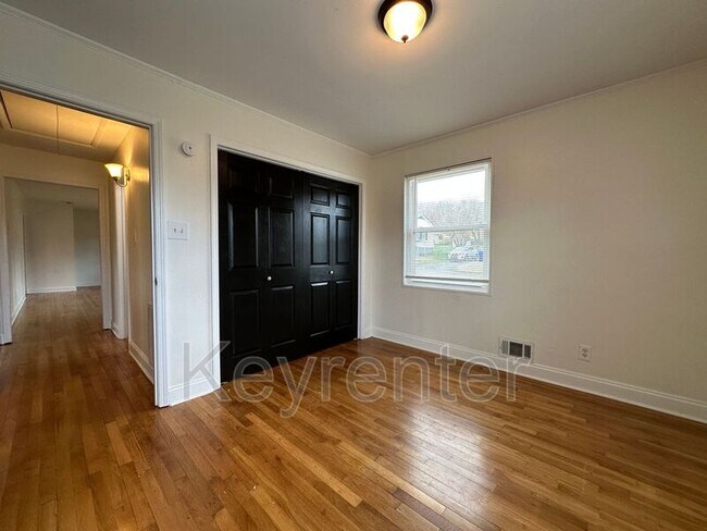 Foto del edificio - 138 Arkansas Ave