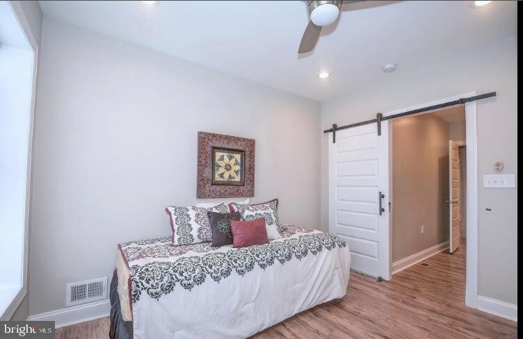 Foto principal - 221 N Rose St