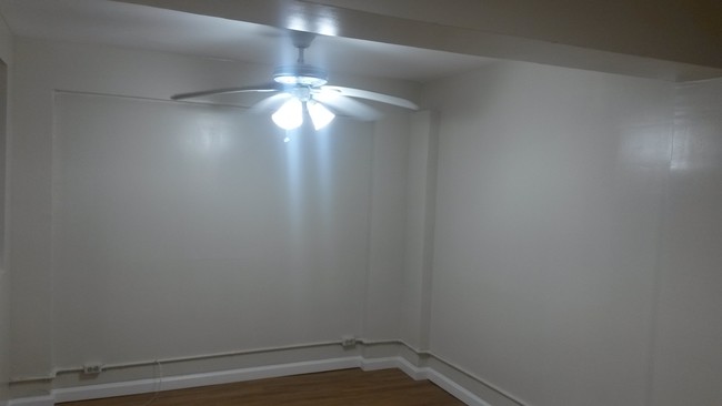 Building Photo - 99-585 Aiea Heights Dr