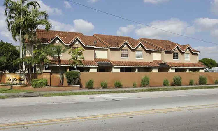 Foto principal - 18328 NW 68th Ave