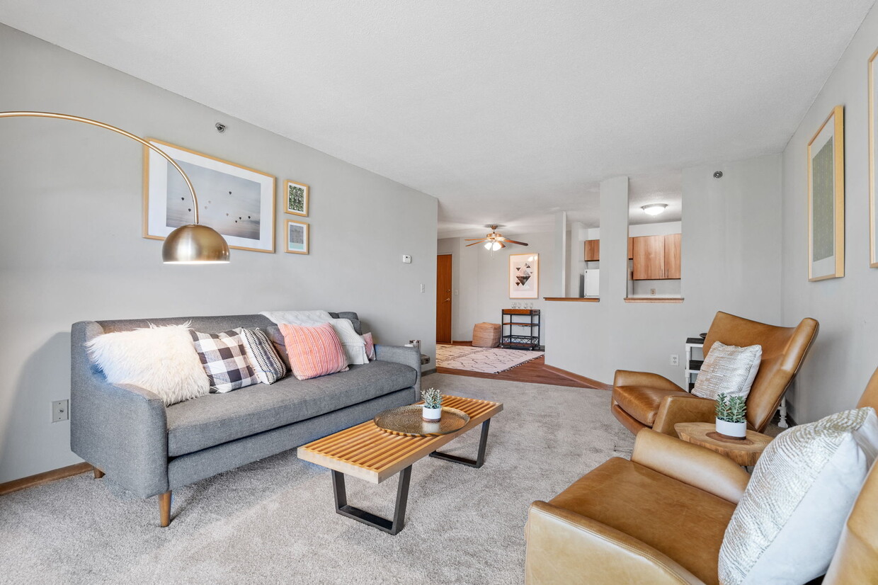 Sala de estar - Minnetonka Hills Apartments