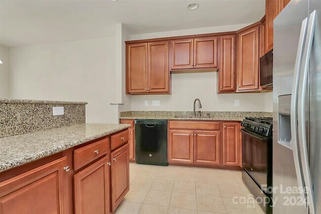 Foto del edificio - 7494 Red Mulberry Way
