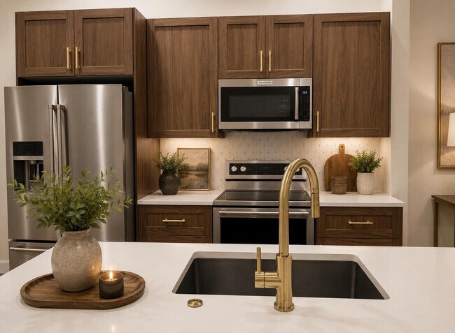Foto del edificio - 6410 Royal Manor Cir
