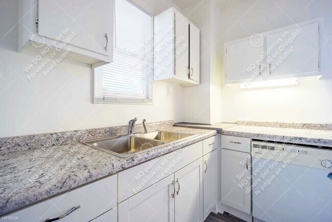 Building Photo - 3 br, 2 bath House - 525 N Concord St