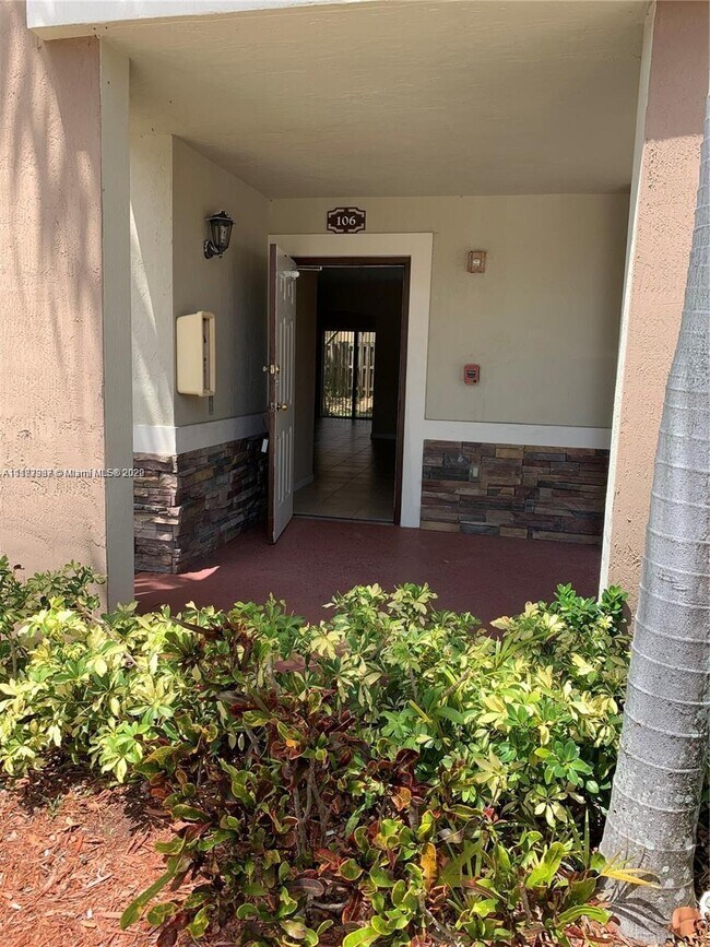Building Photo - 22831 SW 88th Pl