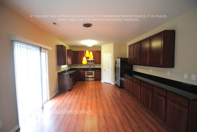 Building Photo - 8003 Blue Stream Ln