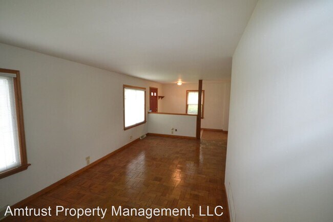 Foto del edificio - 3 br, 2 bath House - 728 Busch Rd