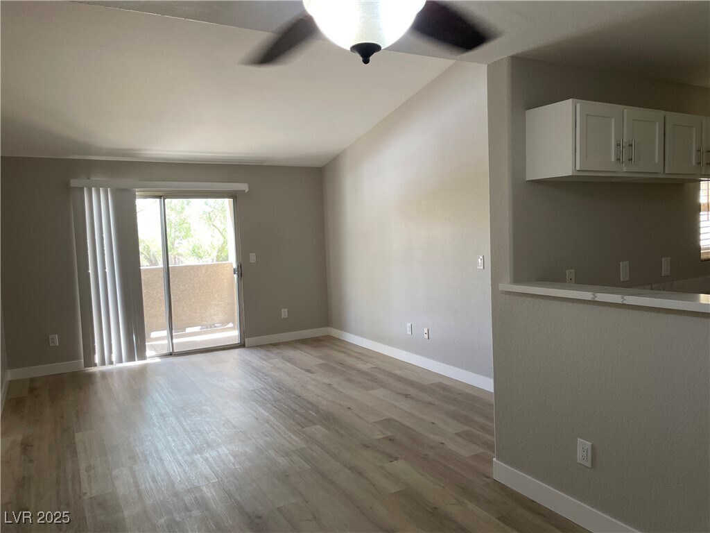 Foto principal - 2300 E Silverado Ranch Blvd