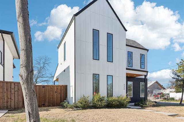 Building Photo - 323 Alcalde St