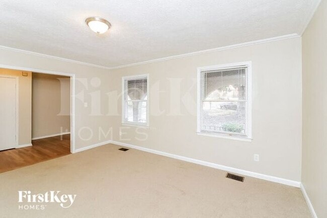 Building Photo - 3862 Herren Dr SW