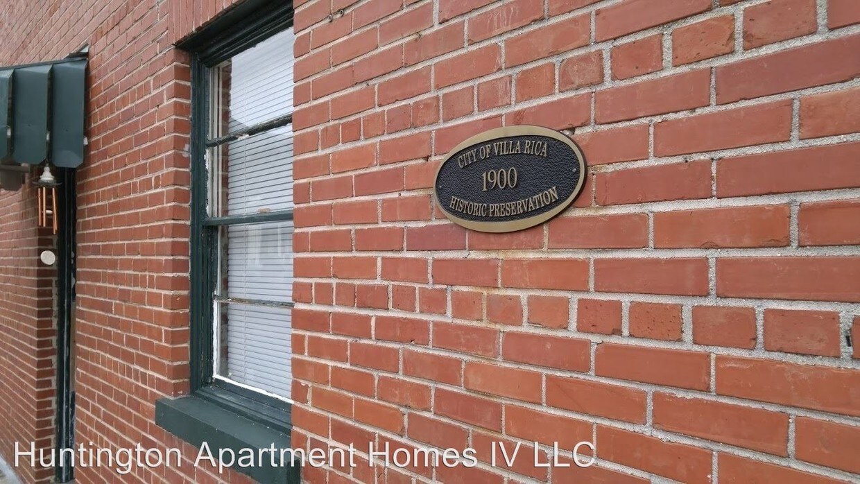 Primary Photo - 301-337 Temple St