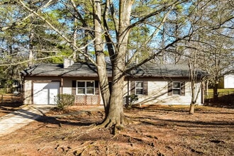 Building Photo - 113 Adrian Dr