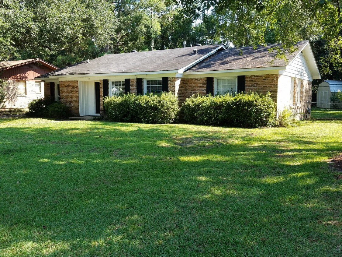 Foto principal - 111 Maury Dr