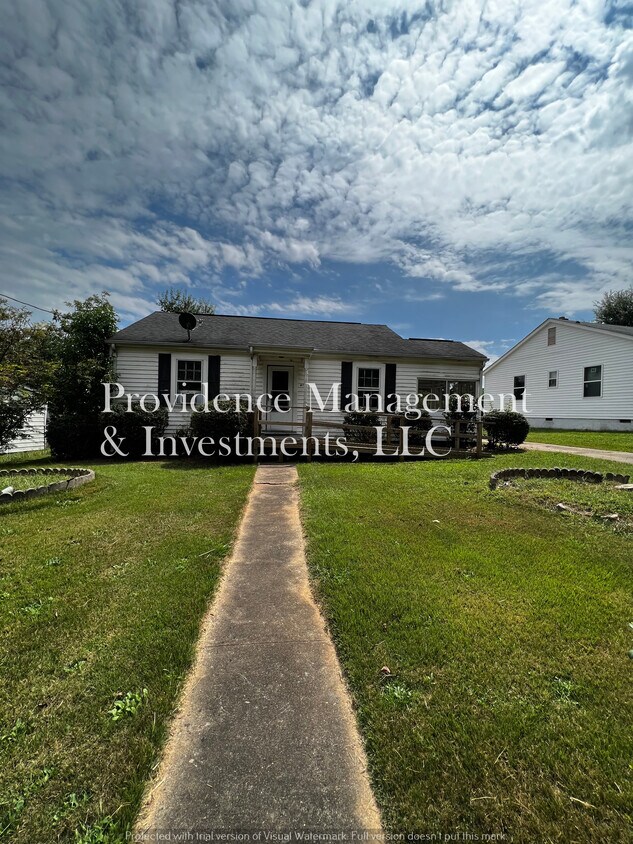 415 Circle Dr W, Shelby, NC 28150 House Rental in Shelby, NC