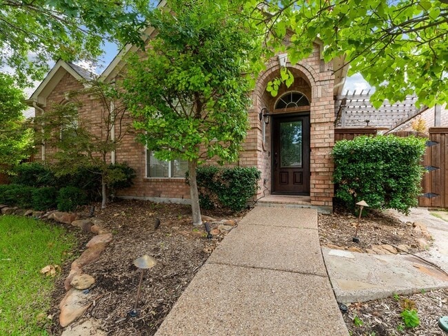 Foto del edificio - 8129 Springmoss Dr