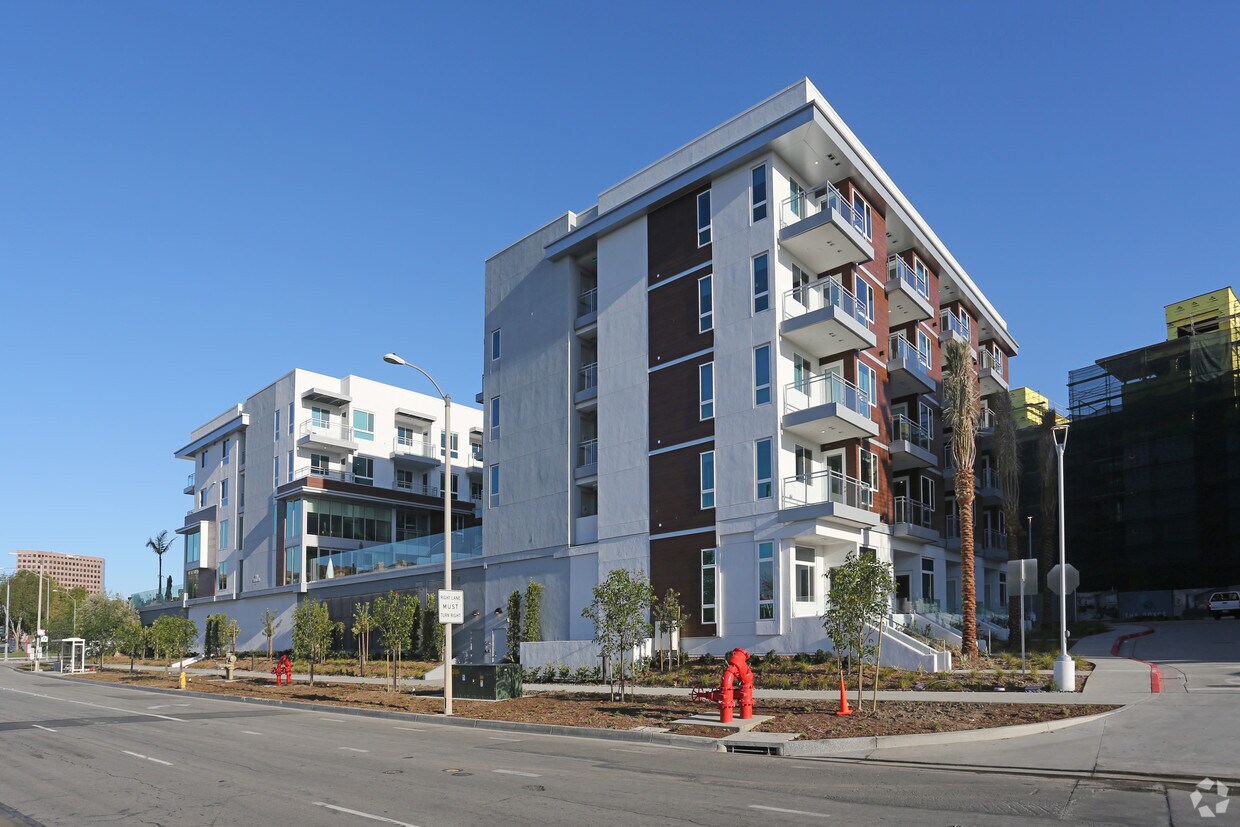 The Royce Apartments Irvine, CA