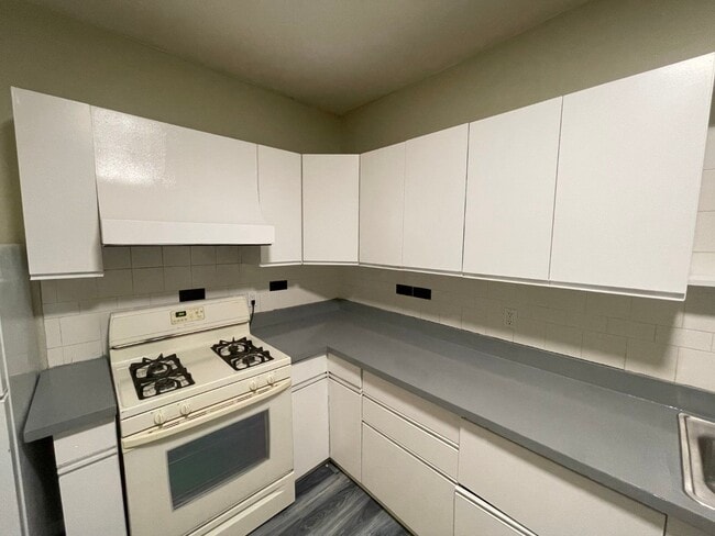 Foto del edificio - 302 Chestnut Ave