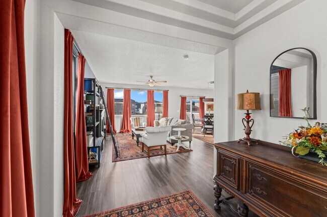 Foto del edificio - 5204 Roundhouse Dr