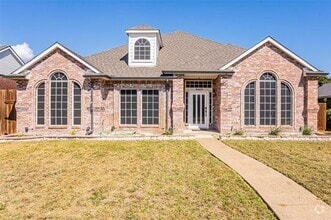 Building Photo - 8409 Lake Bend Dr