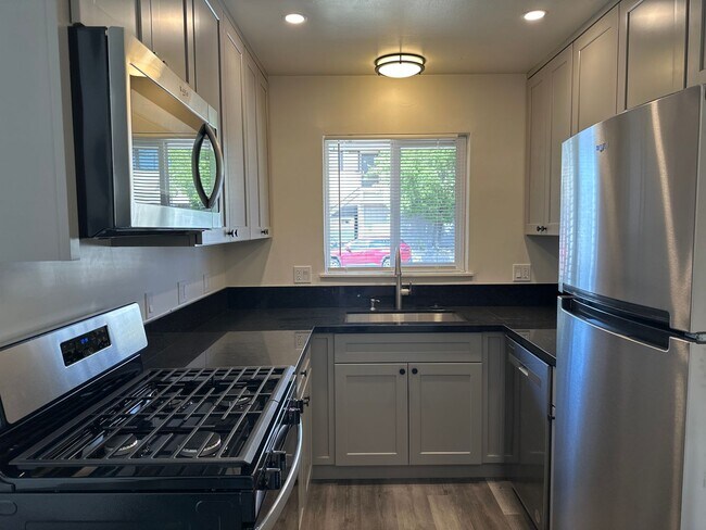 Building Photo - Completely remodeled 2 bedroom gem with 1 ...