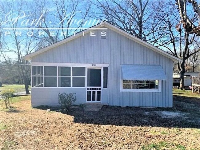 Building Photo - 101 Fowler Ave