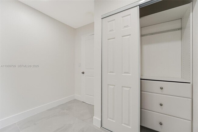 Foto del edificio - 3410 NW 13th Ave