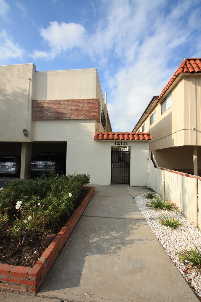 Building Photo - 12111 Pacific Ave