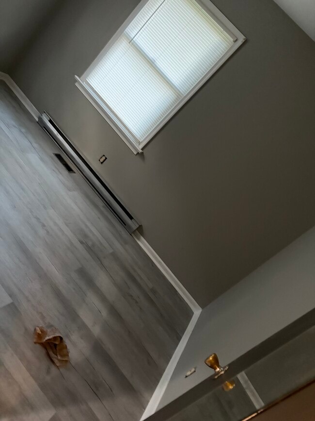 Building Photo - 415 S Virginia St