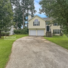 Building Photo - 2730 Sand Lake Ct