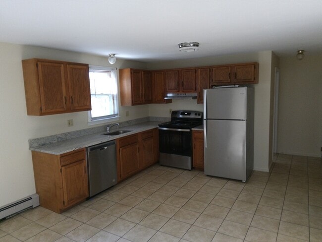 Building Photo - 15 Catalpa Cir