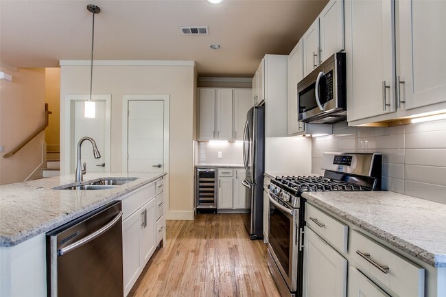 Photo - 4316 Hartford St Townhome