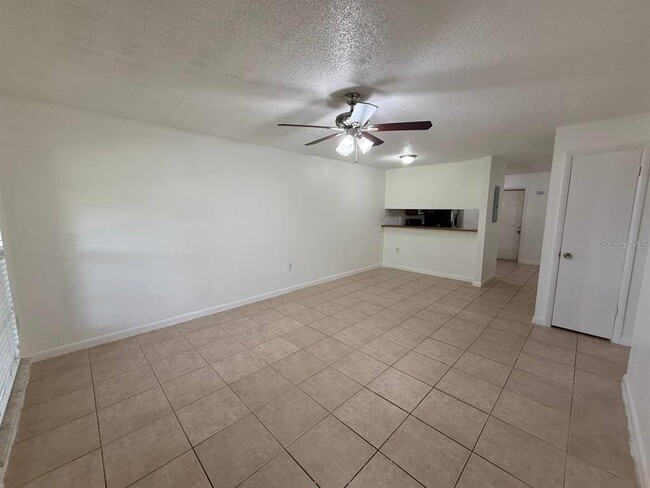 Building Photo - 2841 Willow Run