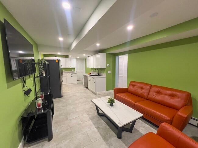 Foto del edificio - 92 Brown Ave