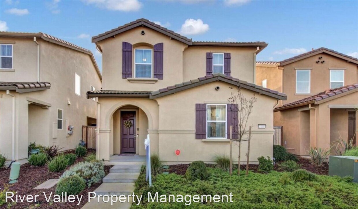 5 br, 3 bath House 3100 Bowden Square Way House for Rent in