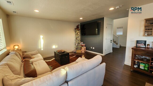 Foto del edificio - Stunning home in West Haven with all the u...
