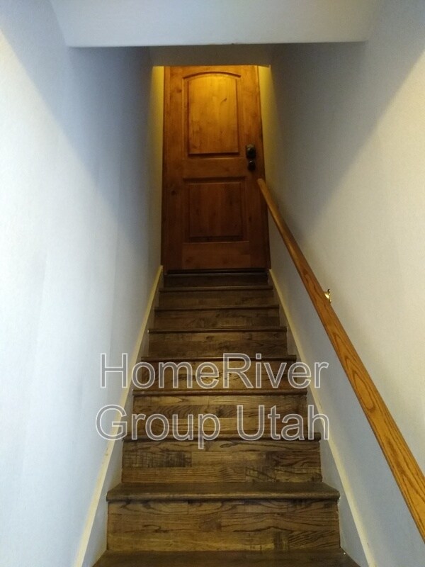 Building Photo - 3240 McNeill Cir
