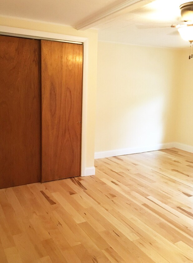 Foto principal - 80 Marble Ave