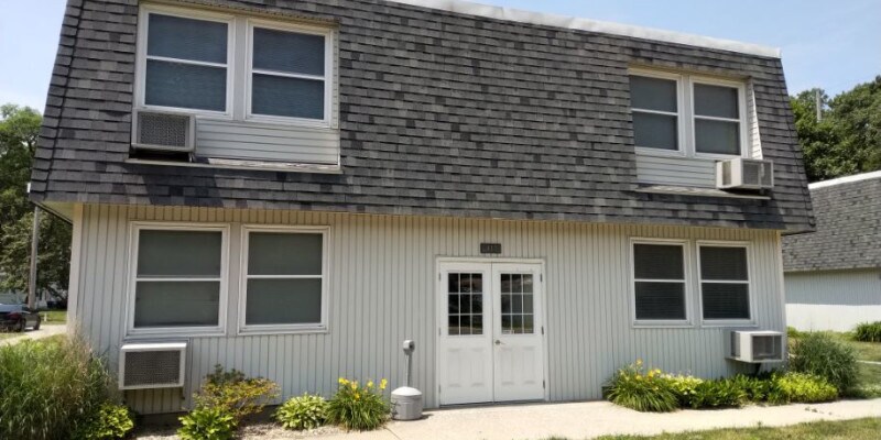 Primary Photo - 407 N. Parker St