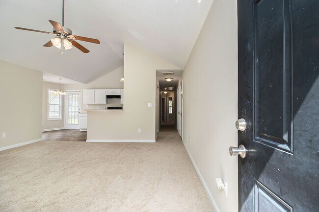 Foto del edificio - 3 Bedroom 2 Bathroom House