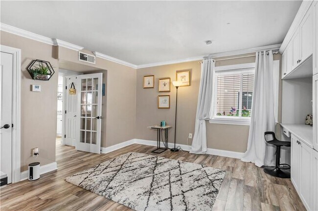 Foto del edificio - 500 Lake Marina Dr