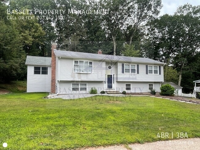 Photo - 209 Eastgate Dr House