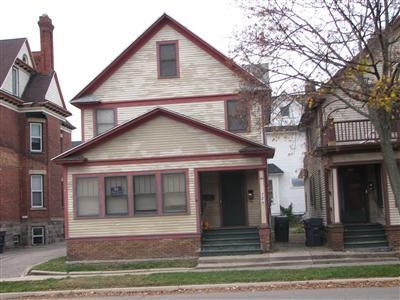 Building Photo - 712-728 S Burdick St