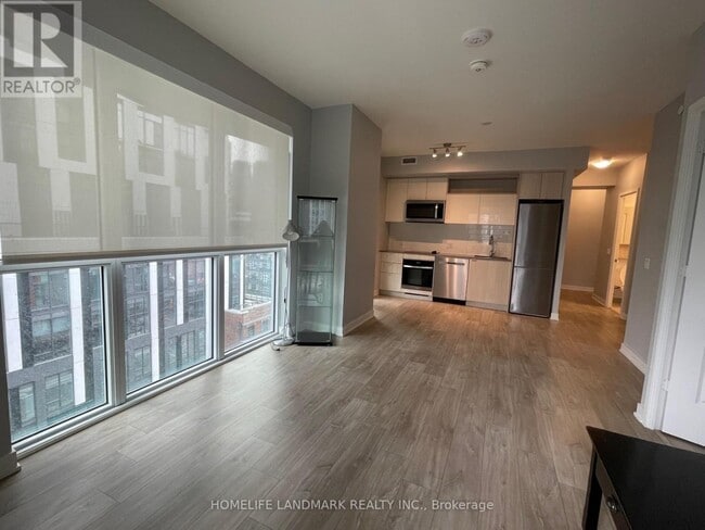 Building Photo - 100 Dalhousie St